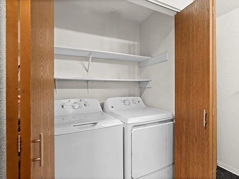 One Bedroom One Bedroom