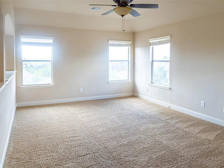 1898 Long Bow Dr — Photo 23