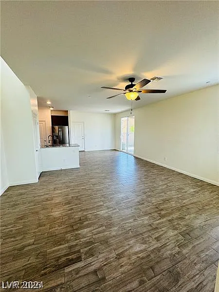 3 bed, 2.5 bath, 1563 sqft, $2,195 — Photo 4