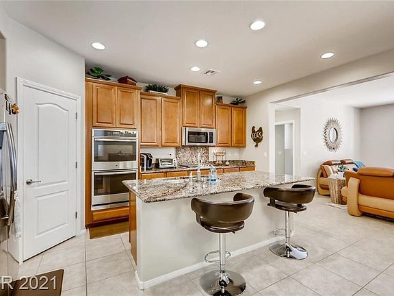 5th image of 7227 Lavender Rose Ave