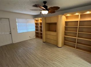 4235 SW 62nd Ave #W, Davie, FL 33314