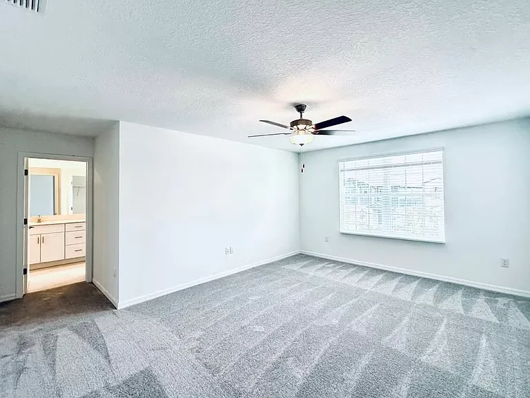 11524 Radiant Shore Loop — Photo 32