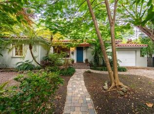 2610 Hilola St, Miami, FL 33133
