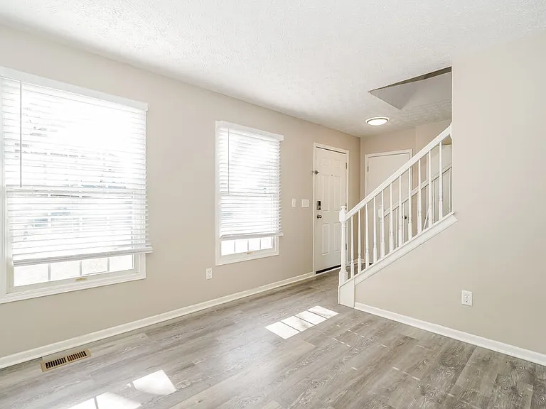 1167 Tenagra Way — Photo 6