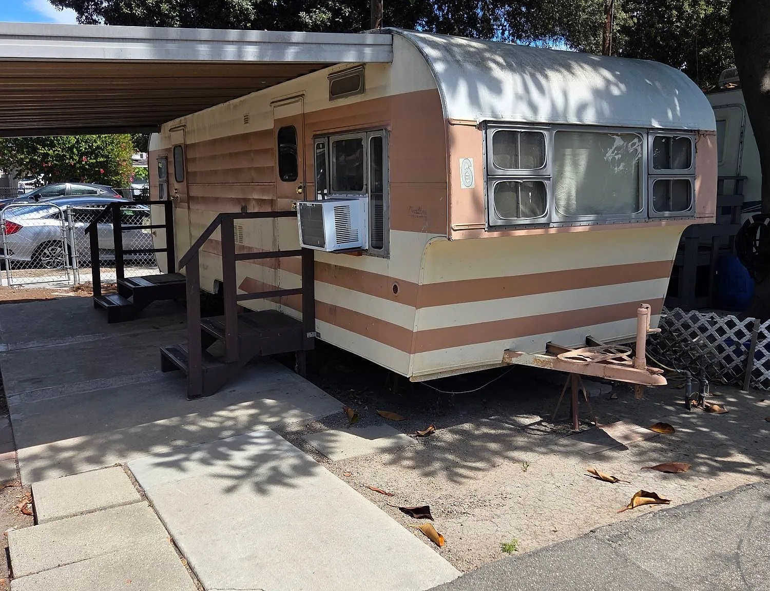 515 E Saint Andrew Pl — Photo 1