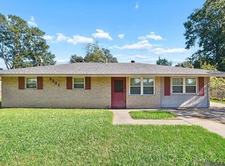 9301 Randall Dr, Denham Springs, LA 70726