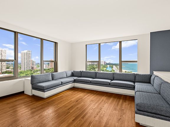 3rd image of 1550 N Lake Shore Dr APT 20G