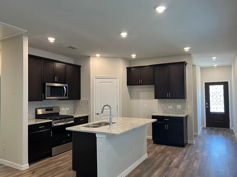 114 Mountain Meadow Ln — Photo 9