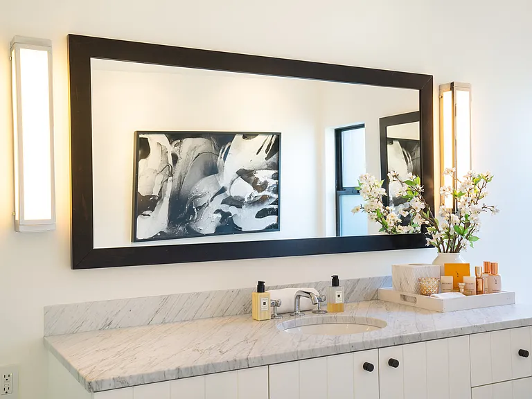1811 Hillview Pl — Photo 31