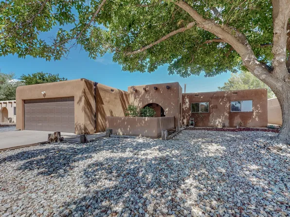 5003 Alberta Ln NW, Albuquerque, NM 87120