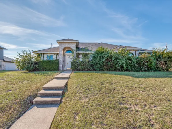 719 Kristi Ln, Cedar Hill, TX 75104