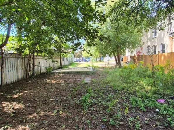 51 Pearl St, Brantford, ON N3T 3N5