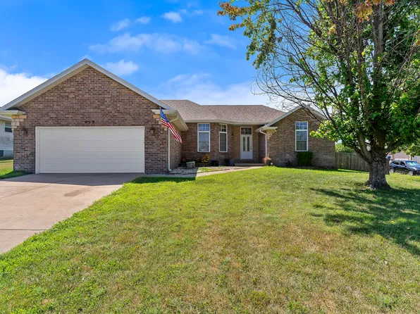 953 Megan Lane, Willard, MO 65781