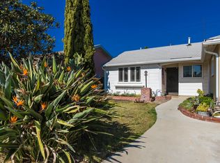 11219 Stagg St, Sun Valley, CA 91352