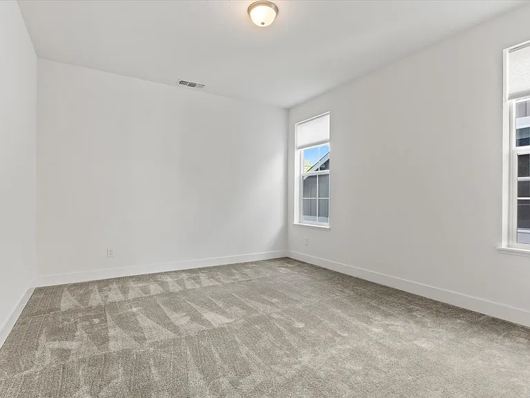 6921 Peak Way — Photo 47