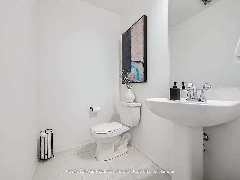 78 Huguenot Rd — Photo 21