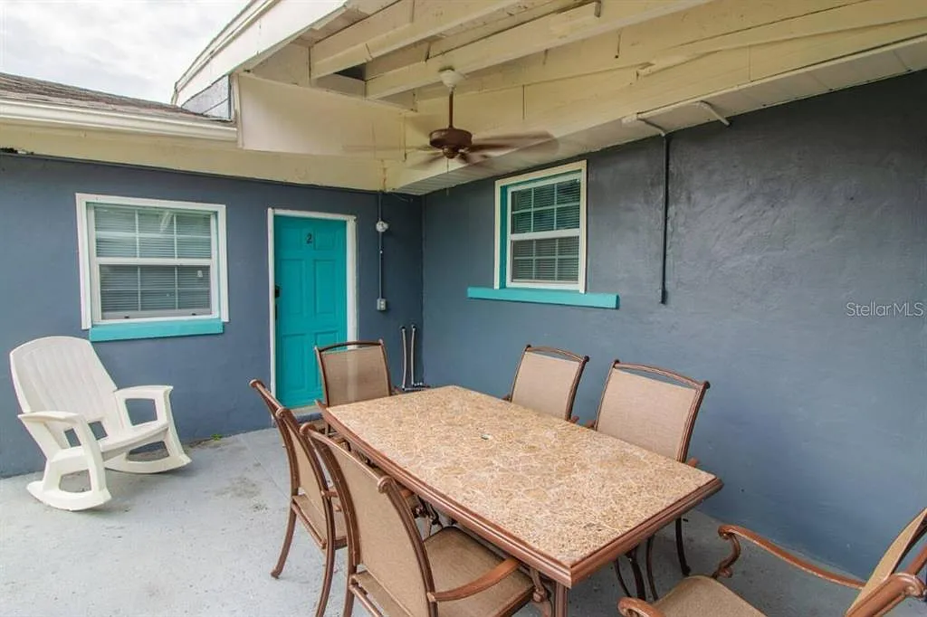 1 bed, 1.0 bath, 250 sqft, $1,600 — Photo 2