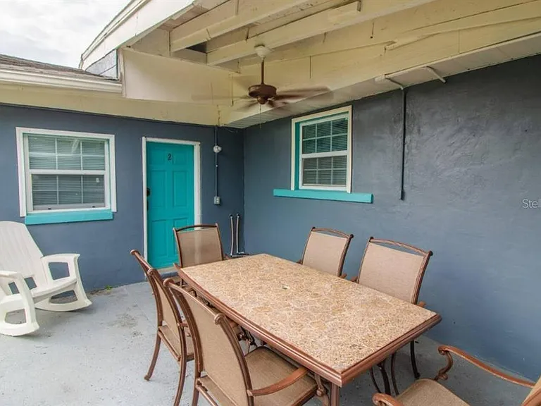 Grayson Dr — Photo 2