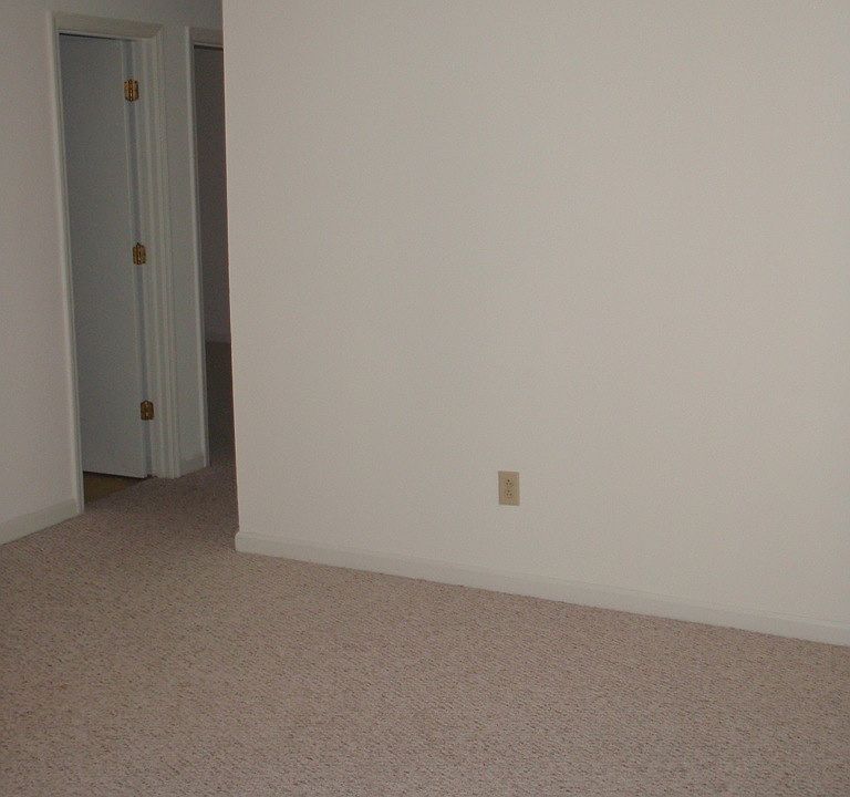 2nd image of 134 Tahoe Ct
