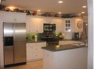 6680 Serena Ln, Boca Raton, FL 33433