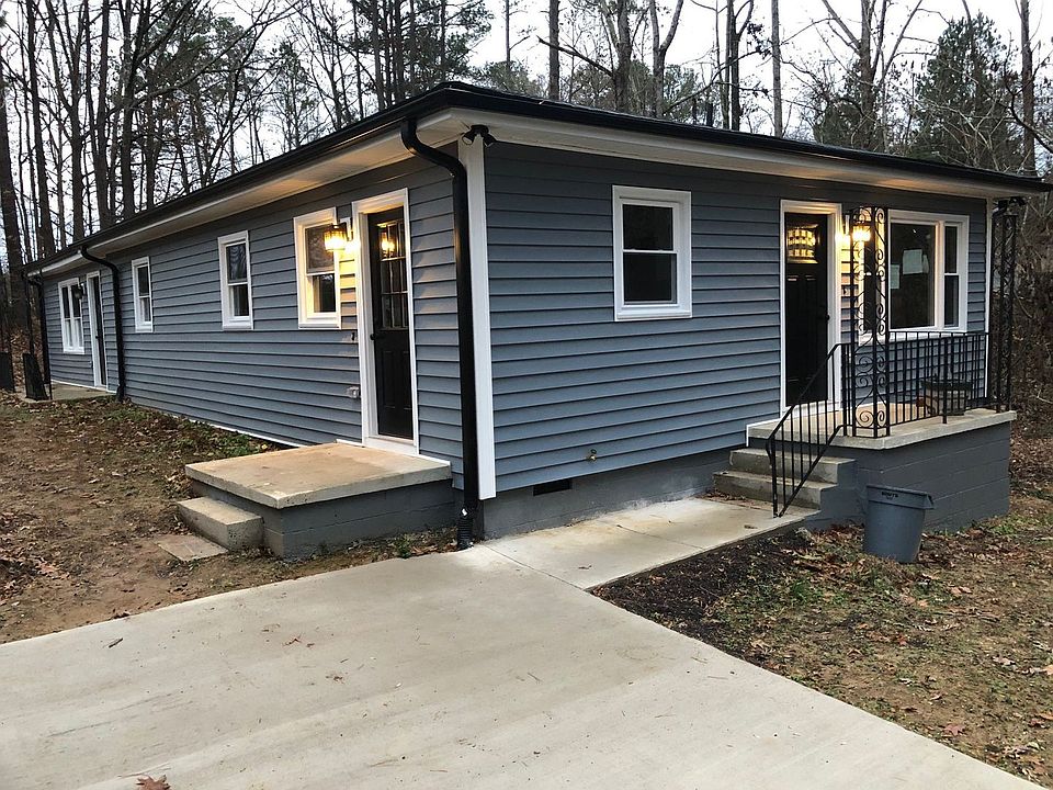 1st image of 2817 Beechwood Dr