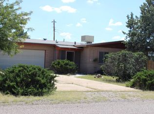 1208 E Flynn Jans Ct, Pearce, AZ 85625