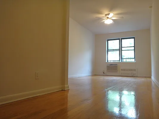 Rented by Paley Management | media 7