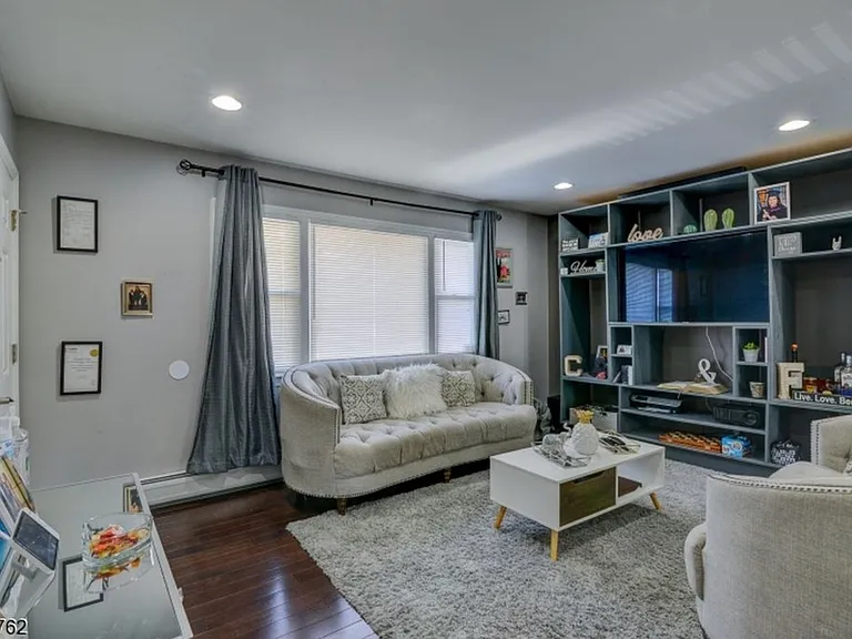 218 Grand St #1 — Photo 2