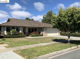 1095 Kentfield Dr, Salinas, CA 93901
