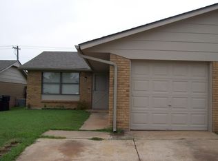12507 SW 2nd St, Yukon, OK 73099