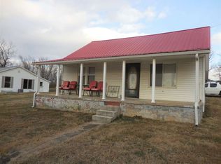 383 Hyatt Ln, Whitesburg, TN 37891