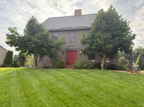 21816 Locust Bend Ct, South Bend, IN 46628
