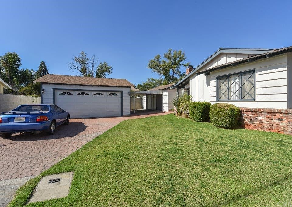 1st image of 9825 Garibaldi Ave