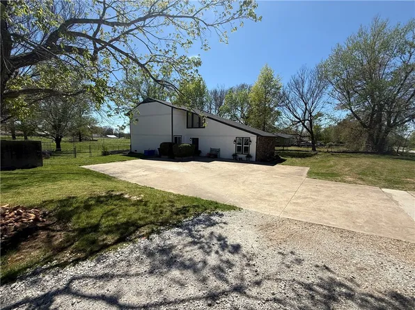 2515 Wildcat Creek Blvd, Springdale, AR 72762