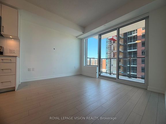 3rd image of 4010 Eglinton Ave W #1112