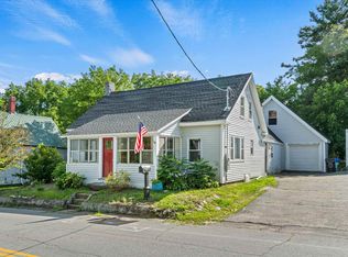 27 Crescent St, Pittsfield, NH 03263