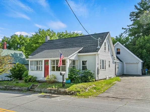 27 Crescent Street, Pittsfield, NH 03263