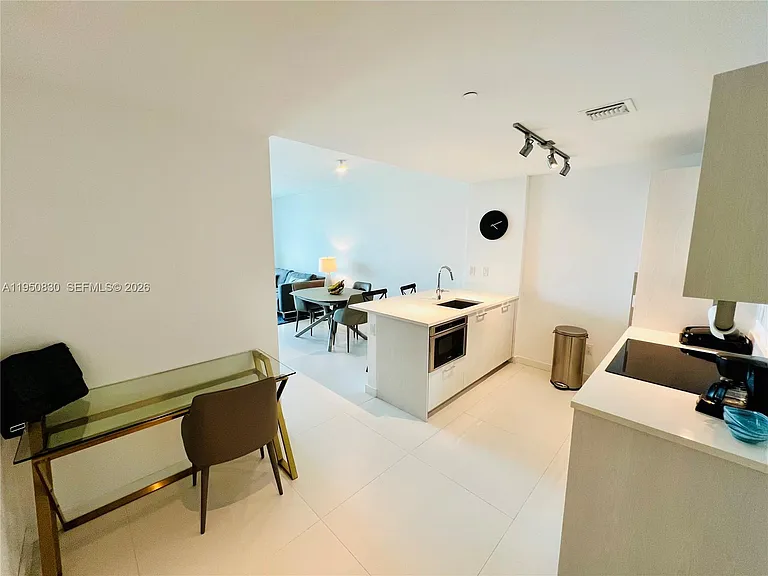 501 NE 31st St #2204 — Photo 6