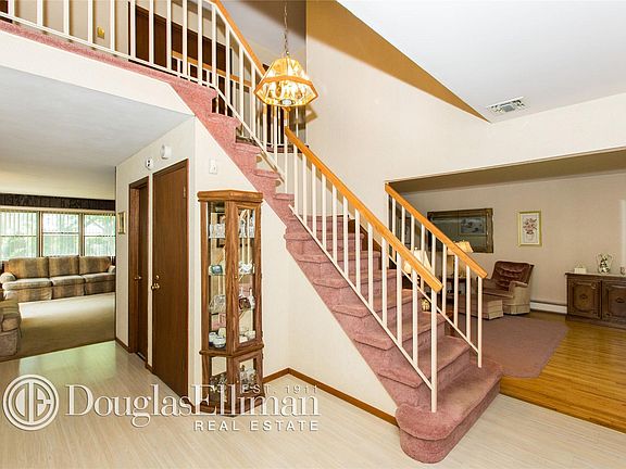 3rd image of 51 Oconnell Ct