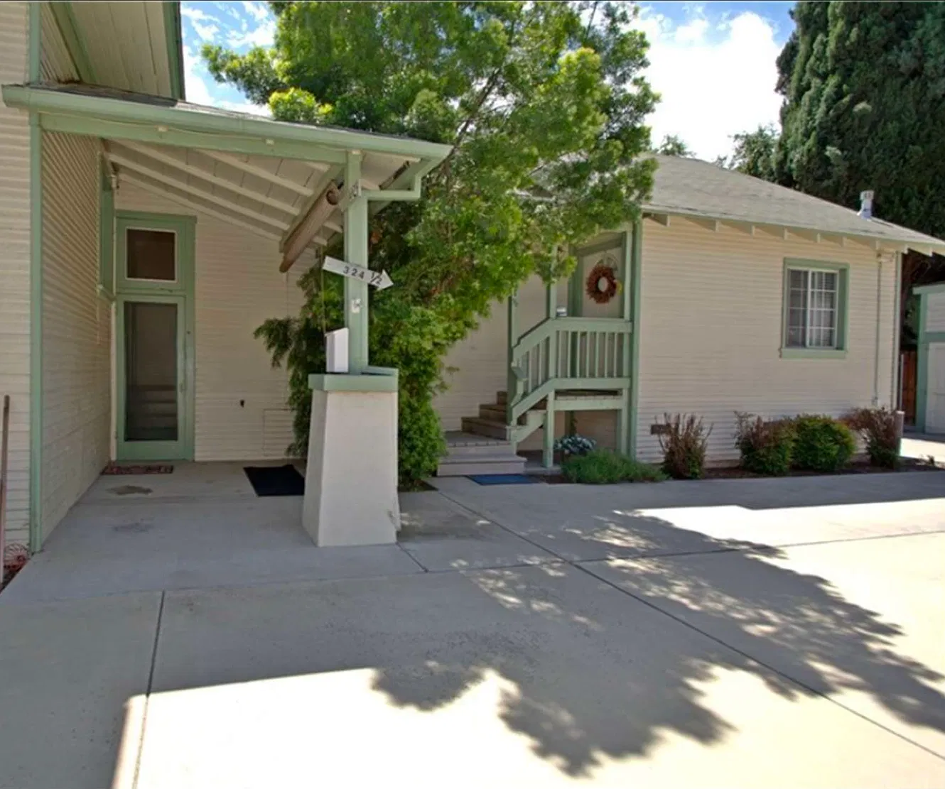 1 bed, 950 sqft, $2,600 — Photo 1