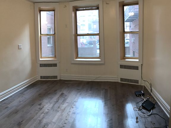 3rd image of 751 Saint Marks Ave APT A4