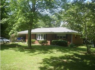 406 Lake Shore Dr, Pikeville, TN 37367