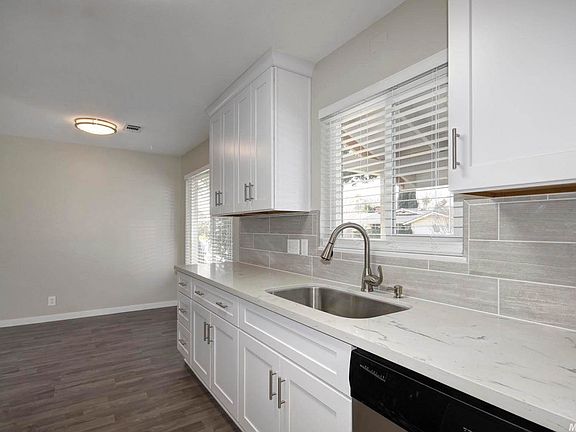 2nd image of 3005 Portsmouth Dr