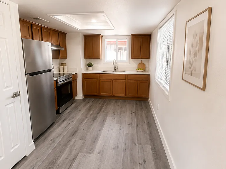 148 E Amador St — Photo 4