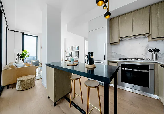 Rented by Compass | media 60