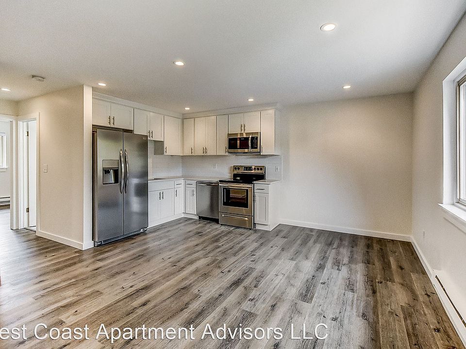 1st image of 14332 Lenora Pl N #8789467