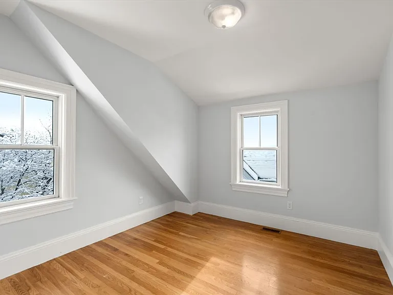 84A Linden St #3 — Photo 7