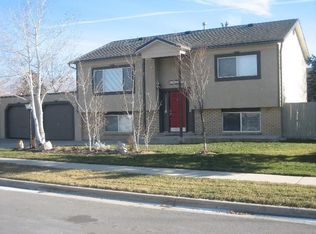 10258 Mount View Dr, Sandy, UT 84070