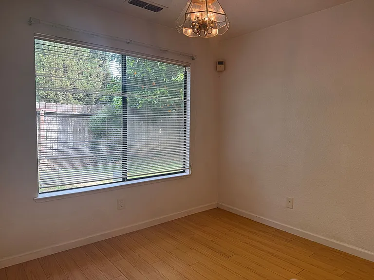832 Morissette Way — Photo 9