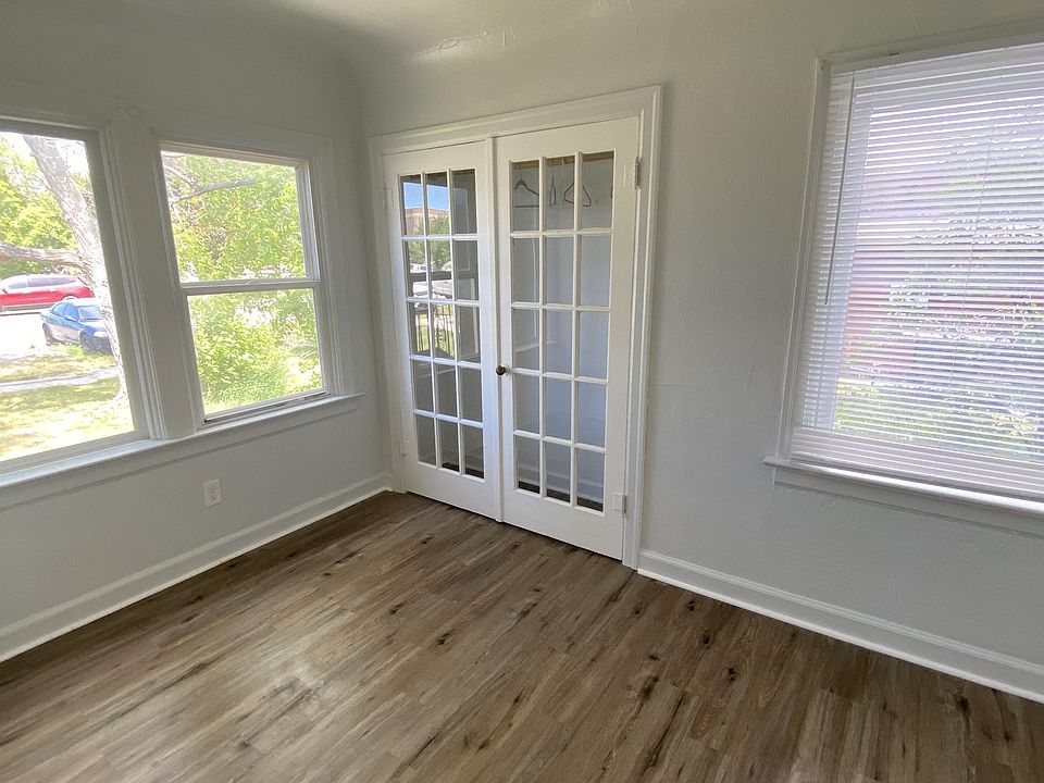 1st image of 50 N University Ave